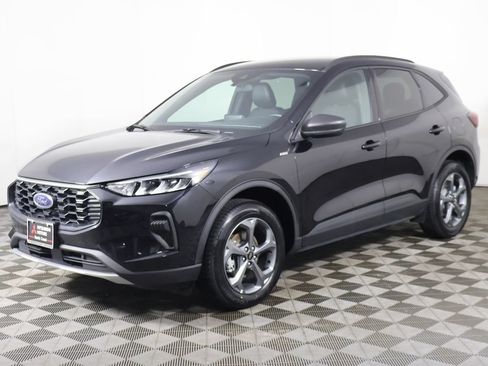 Used 2025 Ford Escape ST-Line AWD/4WD image 6