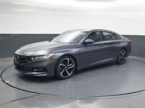 Used 2019 Honda Accord Sport image 8