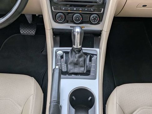 Used 2019 Volkswagen Passat 2.0T Wolfsburg FWD image 18
