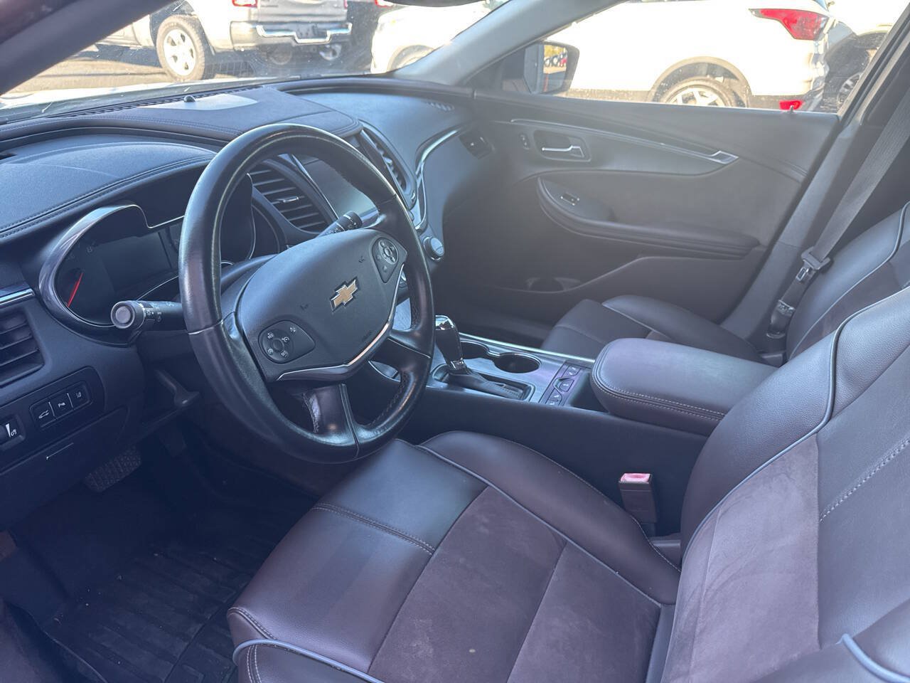 Used 2014 Chevrolet Impala LT w/ Premium Seating Package FWD image 16