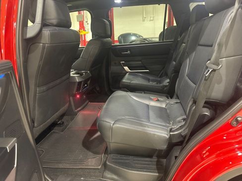Used 2023 Toyota Sequoia Platinum AWD/4WD image 6