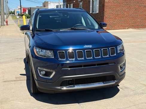 Used 2021 Jeep Compass Limited AWD/4WD image 3