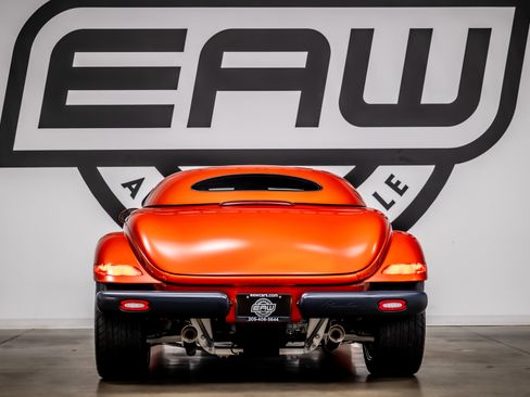 Used 2001 Chrysler Prowler image 9