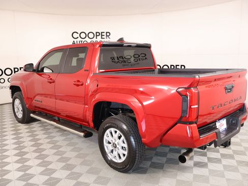 Used 2025 Toyota Tacoma SR5 RWD image 21