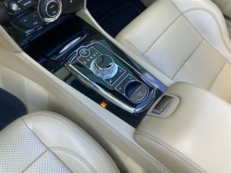 Used 2015 Jaguar XK Convertible RWD image 27