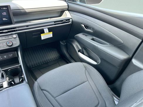 New 2026 Hyundai Tucson SE FWD image 18