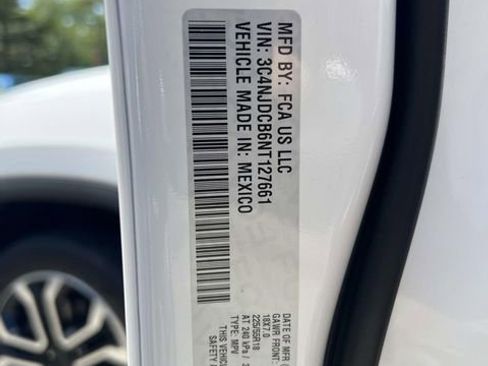 Certified 2022 Jeep Compass Limited AWD/4WD image 20