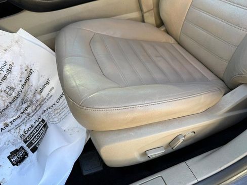 Used 2017 Ford Fusion SE w/ Fusion SE Technology Package image 17