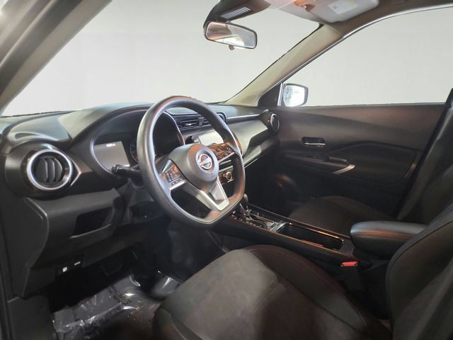 Used 2024 Nissan Kicks SV FWD image 9