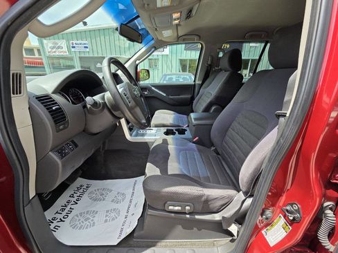 Used 2008 Nissan Pathfinder SE AWD/4WD image 17