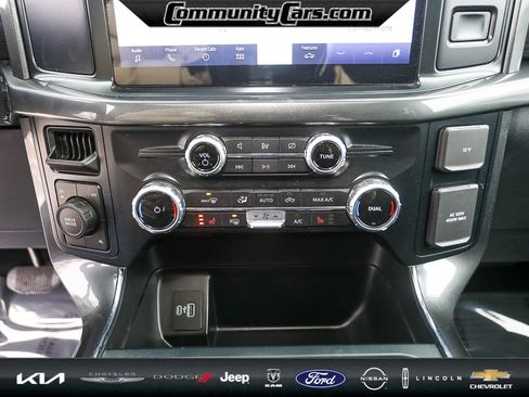 Used 2022 Ford F150 XLT w/ Equipment Group 302A High image 18