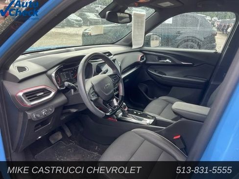 Used 2023 Chevrolet TrailBlazer RS w/ Convenience Package FWD image 6