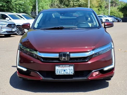 Used 2018 Honda Clarity Touring image 2