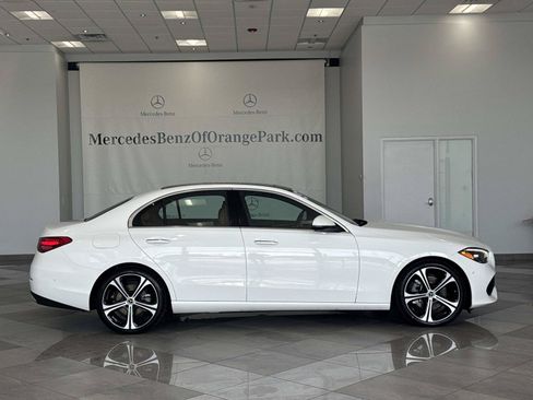 Used 2025 Mercedes-Benz C 300 Sedan image 3