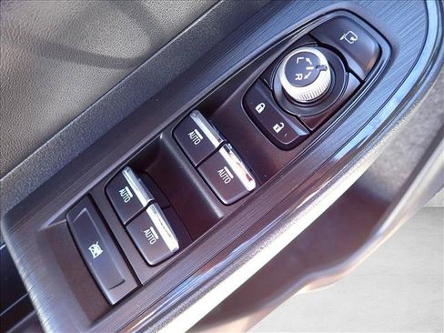 Certified 2026 Subaru Outback Touring XT AWD/4WD image 17