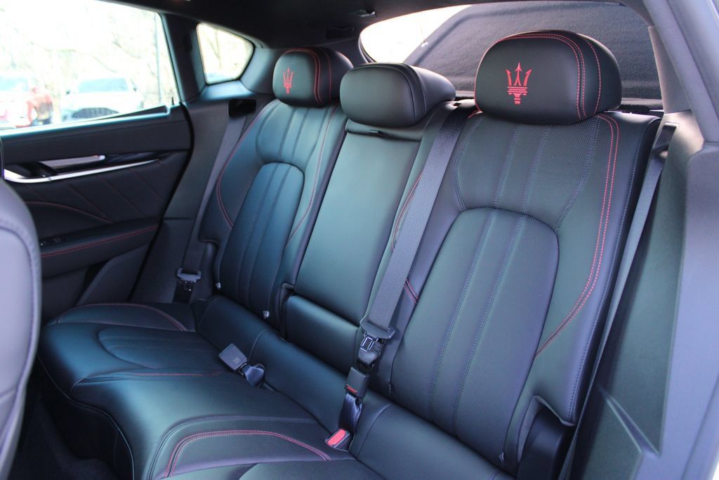 Used 2024 Maserati Levante GT Ultima AWD/4WD image 16