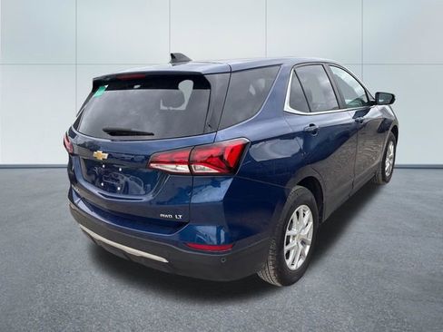 Used 2023 Chevrolet Equinox LT AWD/4WD image 4