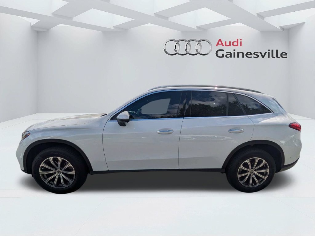 Used 2024 Mercedes-Benz GLC 300 4MATIC image 8