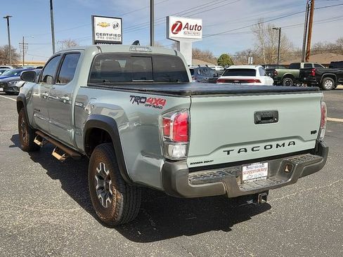 Used 2023 Toyota Tacoma TRD Off-Road w/ Black Out Package (TMS) image 3