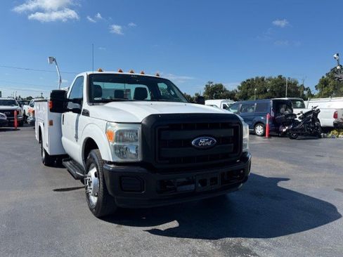 Used 2011 Ford F350 XL w/ PWR Equipment Group image 3