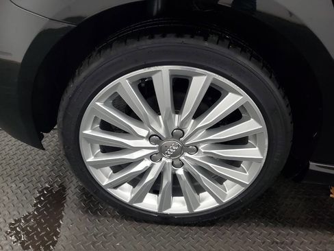 Used 2017 Audi A3 e-tron Premium Plus w/ Technology Package image 19