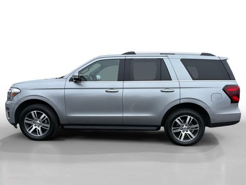 Used 2024 Ford Expedition Limited image 2