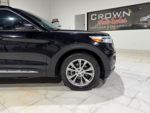 Used 2021 Ford Explorer Limited w/ Equipment Group 301A AWD/4WD image 5