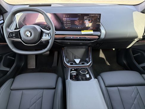 New 2026 BMW X3 xDrive30 w/ Premium Package image 2