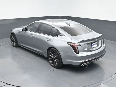 Used 2025 Cadillac CT5 V image 40