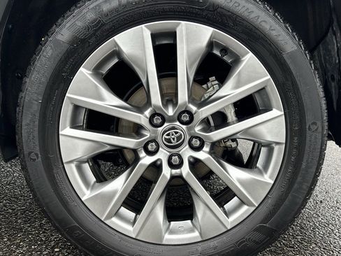 Certified 2025 Toyota RAV4 XLE Premium image 27