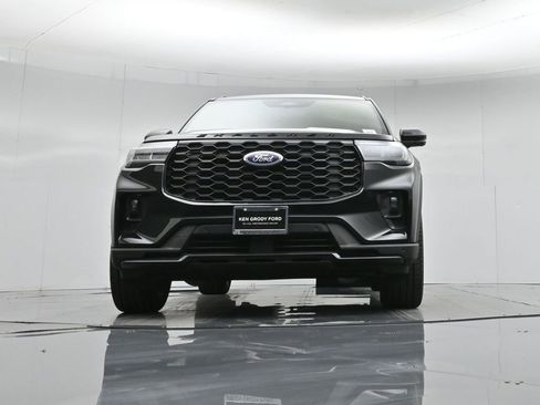 New 2026 Ford Explorer ST-Line w/ ST-Line Street Pack image 45