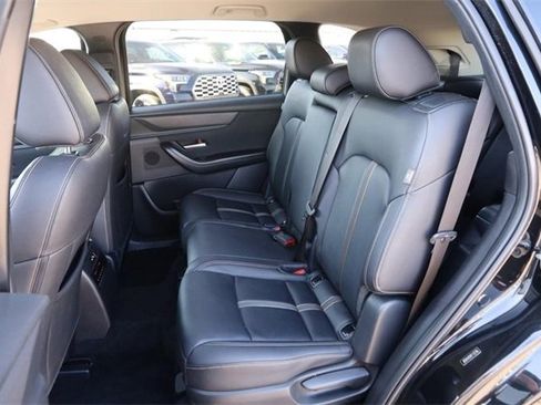 Used 2024 MAZDA CX-90 3.3 Turbo w/ Select Package image 10