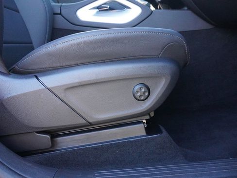 Used 2025 Mercedes-Benz GLE 450e GLE 450e image 40