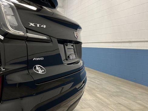 Used 2024 Cadillac XT4 Sport image 37