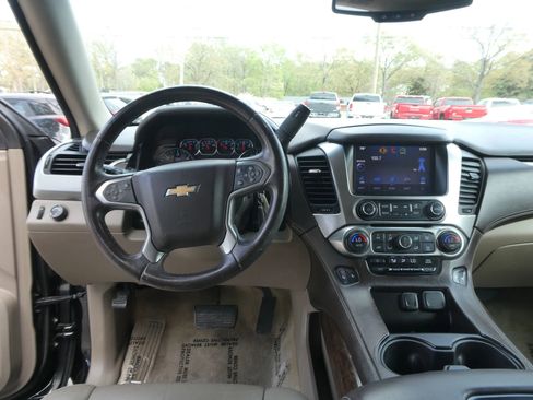 Used 2015 Chevrolet Tahoe LT image 13