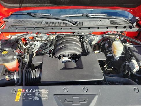 Used 2018 Chevrolet Silverado 1500 LT w/ All Star Edition image 37