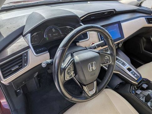 Used 2018 Honda Clarity Touring image 10