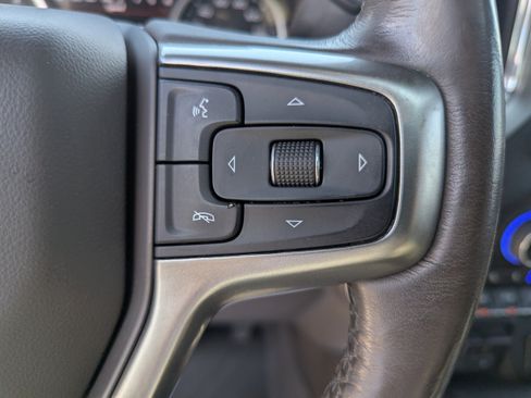 Used 2020 Chevrolet Silverado 1500 LTZ w/ LTZ Premium Package AWD/4WD image 17