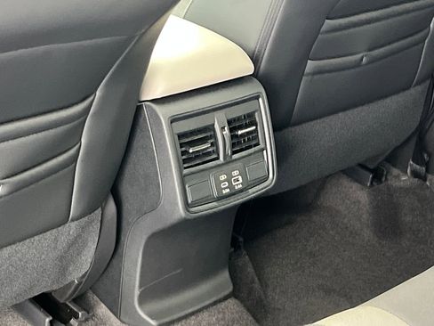 New 2026 Subaru Forester Premium AWD/4WD image 37