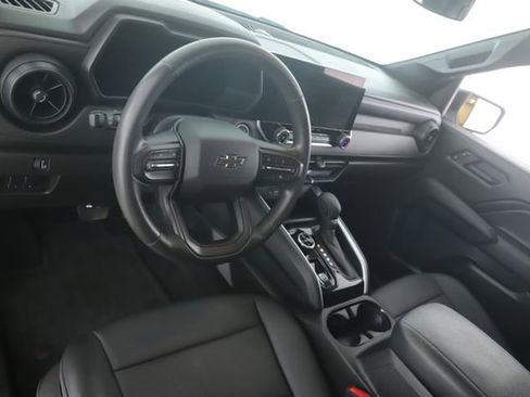 Used 2024 Chevrolet Colorado Trail Boss w/ Safety Package image 17