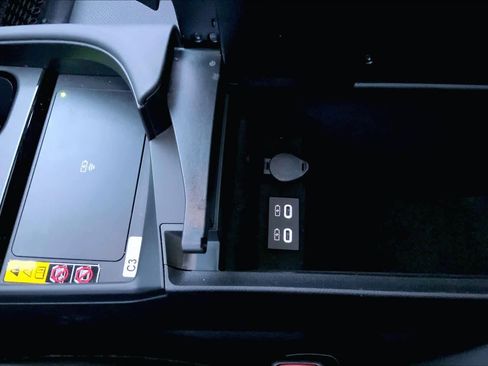 Certified 2025 Lexus ES 350 w/ Premium Package image 36