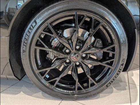 Used 2023 Chevrolet Corvette Stingray Premium Conv w/ Z51 Performance Package image 25