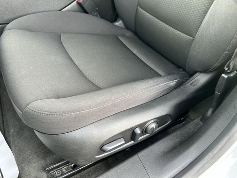 Used 2024 Chevrolet Malibu LT image 24