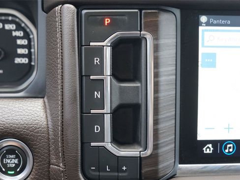 Used 2021 GMC Yukon Denali w/ Denali Ultimate Package AWD/4WD image 14
