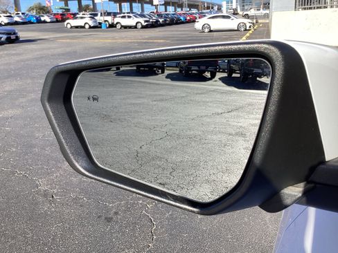 Used 2022 Chevrolet Equinox LT image 34