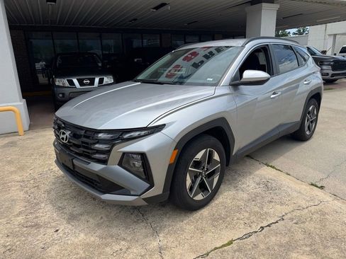 Used 2025 Hyundai Tucson SEL FWD image 15
