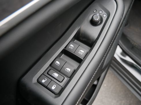 New 2025 Jeep Grand Cherokee Limited w/ Black Appearance Package image 7