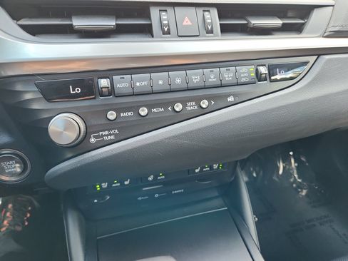 Used 2021 Lexus ES 350 w/ Premium Package FWD image 12