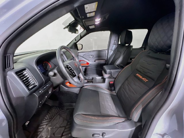 Used 2024 Nissan Frontier PRO-4X w/ Off-Road Protection Package AWD/4WD image 9