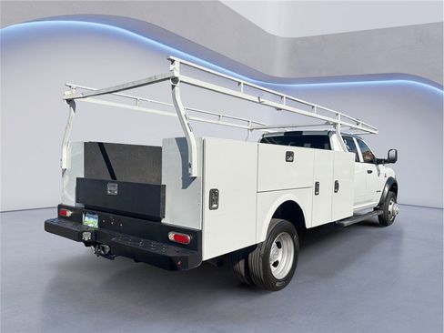 Used 2021 RAM 5500 Tradesman w/ Chrome Appearance Group image 6